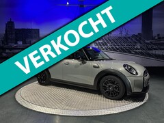 MINI Cooper - 1.5 Business Edition *Led*Sportstoelen*Applecarplay