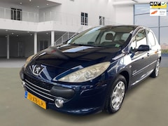 Peugeot 307 - 1.6-16V Oxygo