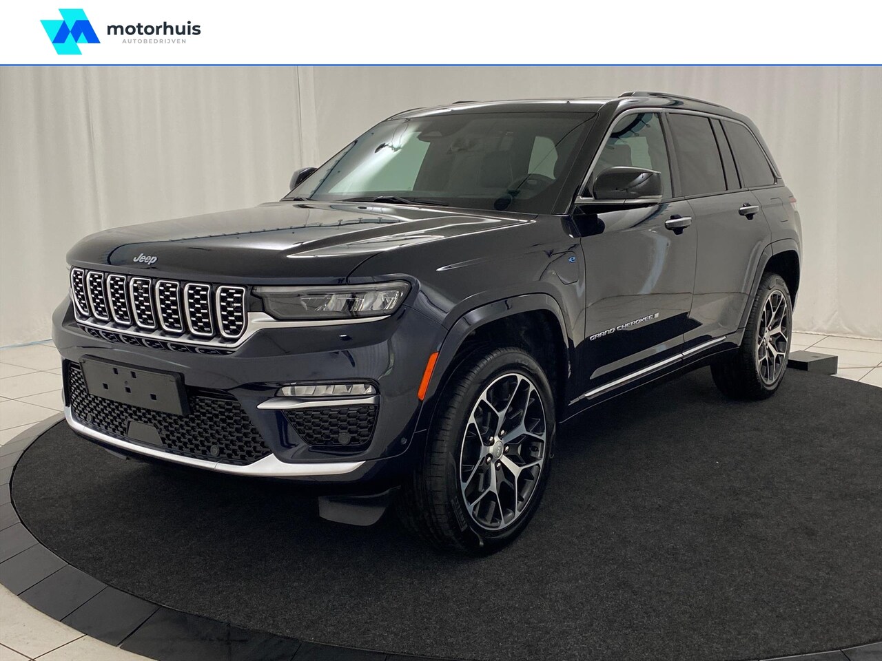Jeep Grand Cherokee - 2.0T 4xe 375pk Plug-in Hybrid 4WD Aut Summit Reserve - AutoWereld.nl
