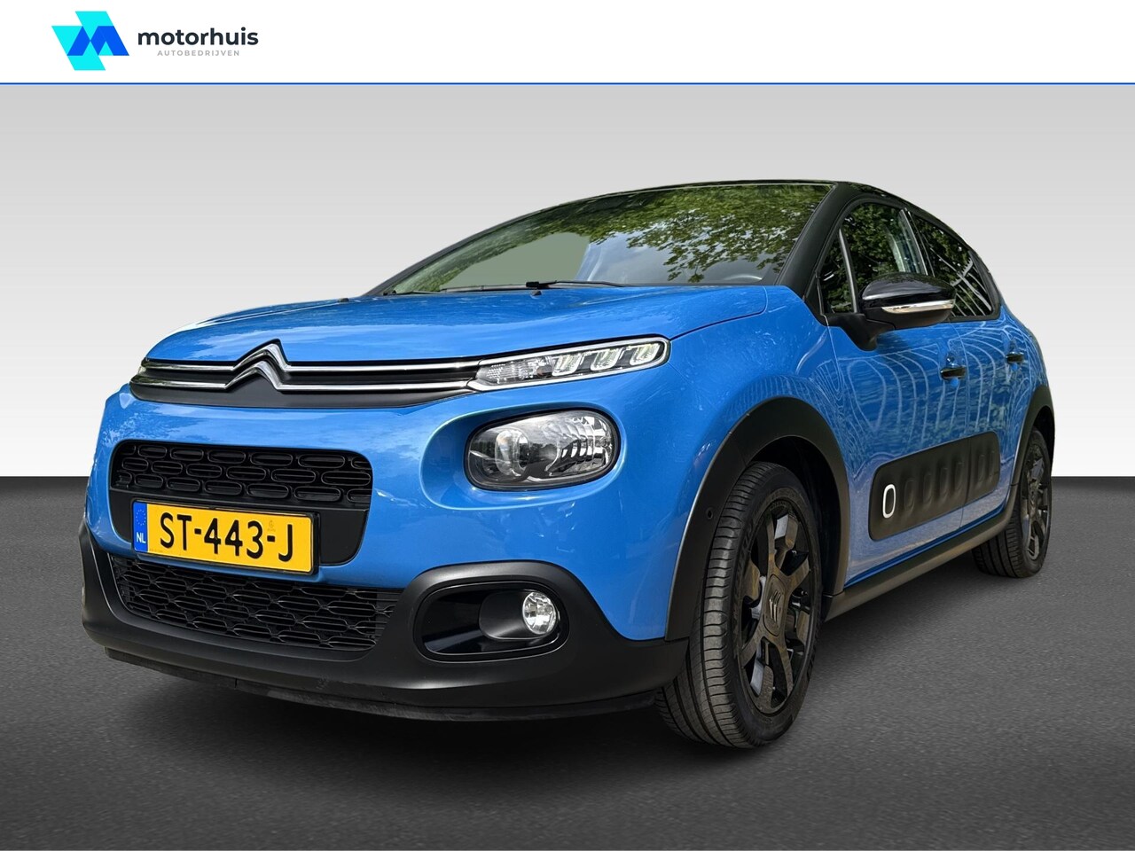 Citroën C3 - 1.2 PureTech 110pk Shine Panoramadak - AutoWereld.nl