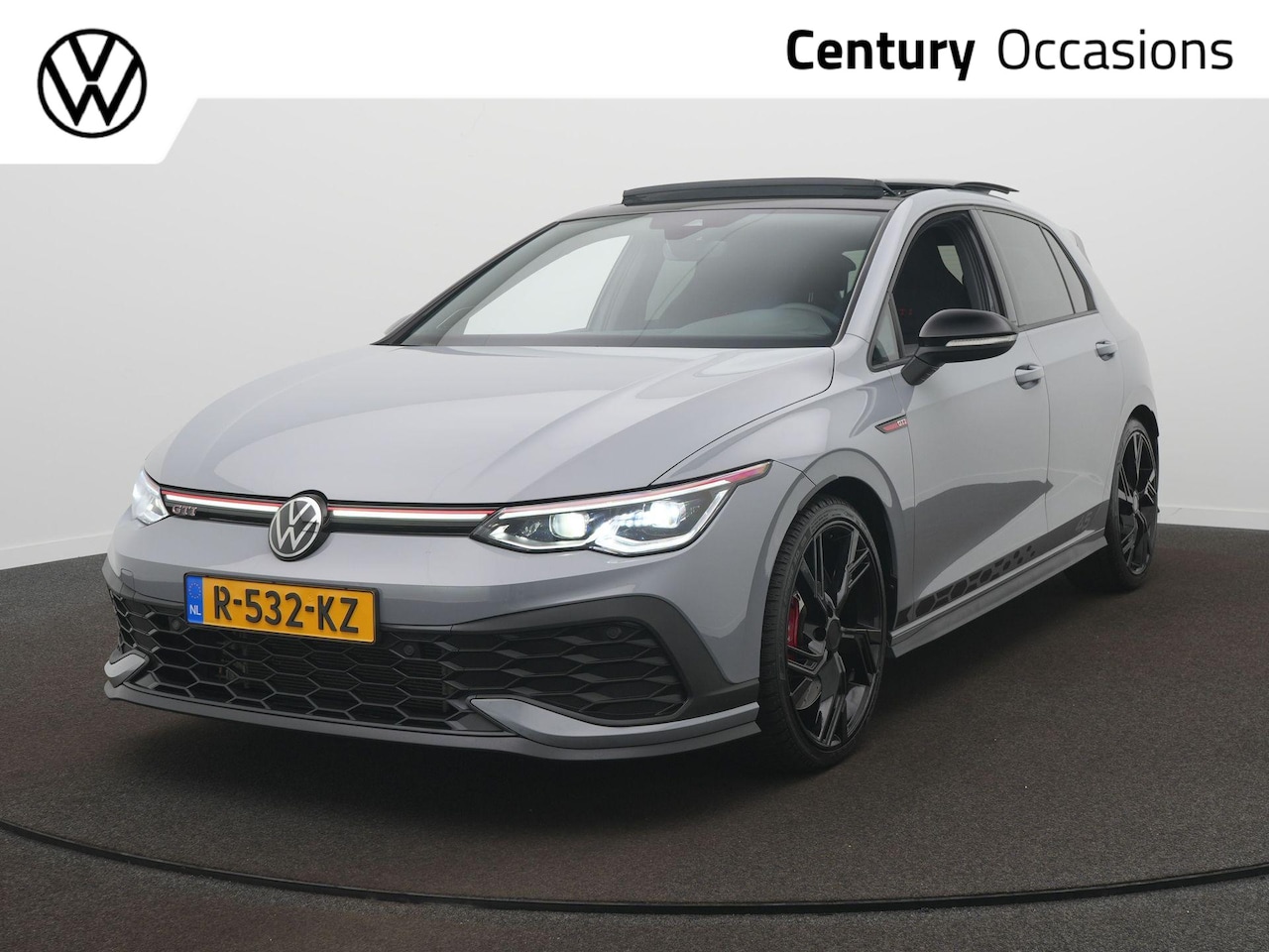Volkswagen Golf - 2.0 TSI GTI Akropovic / Panoramadak / Harman Kardon - AutoWereld.nl