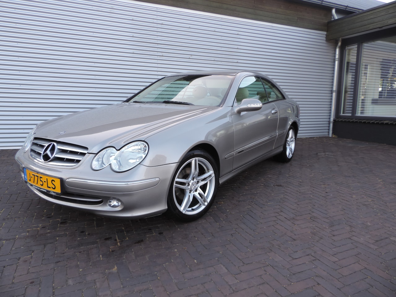 Mercedes-Benz CLK-klasse Coupé - 200 K. Avantgarde 200 K. Avantgarde - AutoWereld.nl