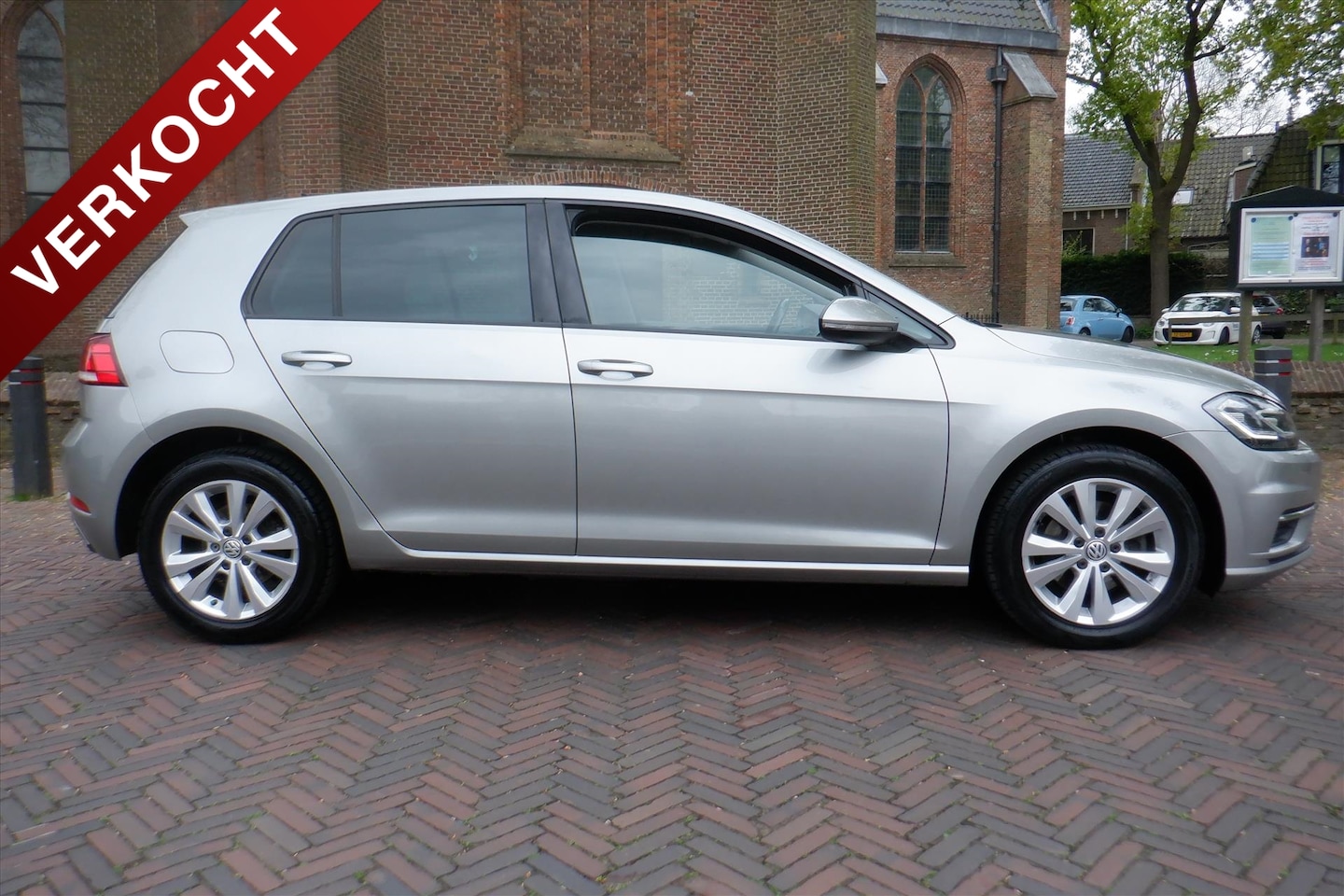 Volkswagen Golf - Vii 1.4 TSI 125pk 7-DSG 5D Com.PDC v+a STOELVERW. RIJKLAAR INCL.BOVAG - AutoWereld.nl