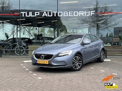 Volvo V40 - 2.0 T2 Inscription Clima Adapt cruise Led NAP