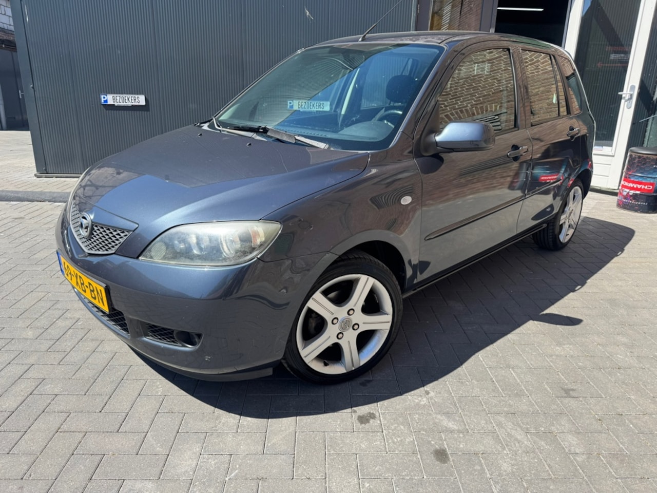 Mazda 2 - 1.4 Touring APK gekeurd tot 2026 - AutoWereld.nl