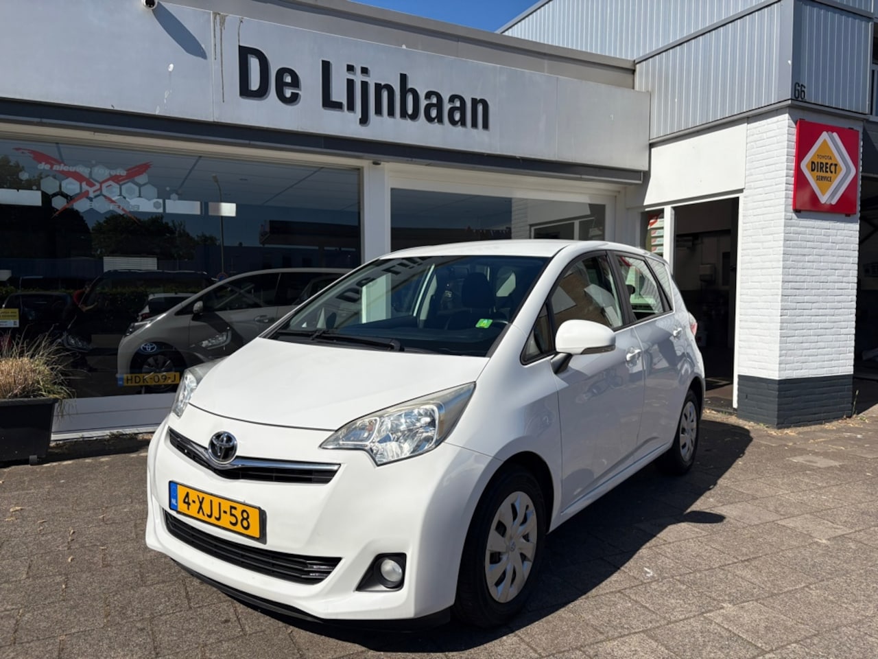 Toyota Verso S - 1.3 VVT-i Aspiration 1.3 VVT-i Aspiration - AutoWereld.nl