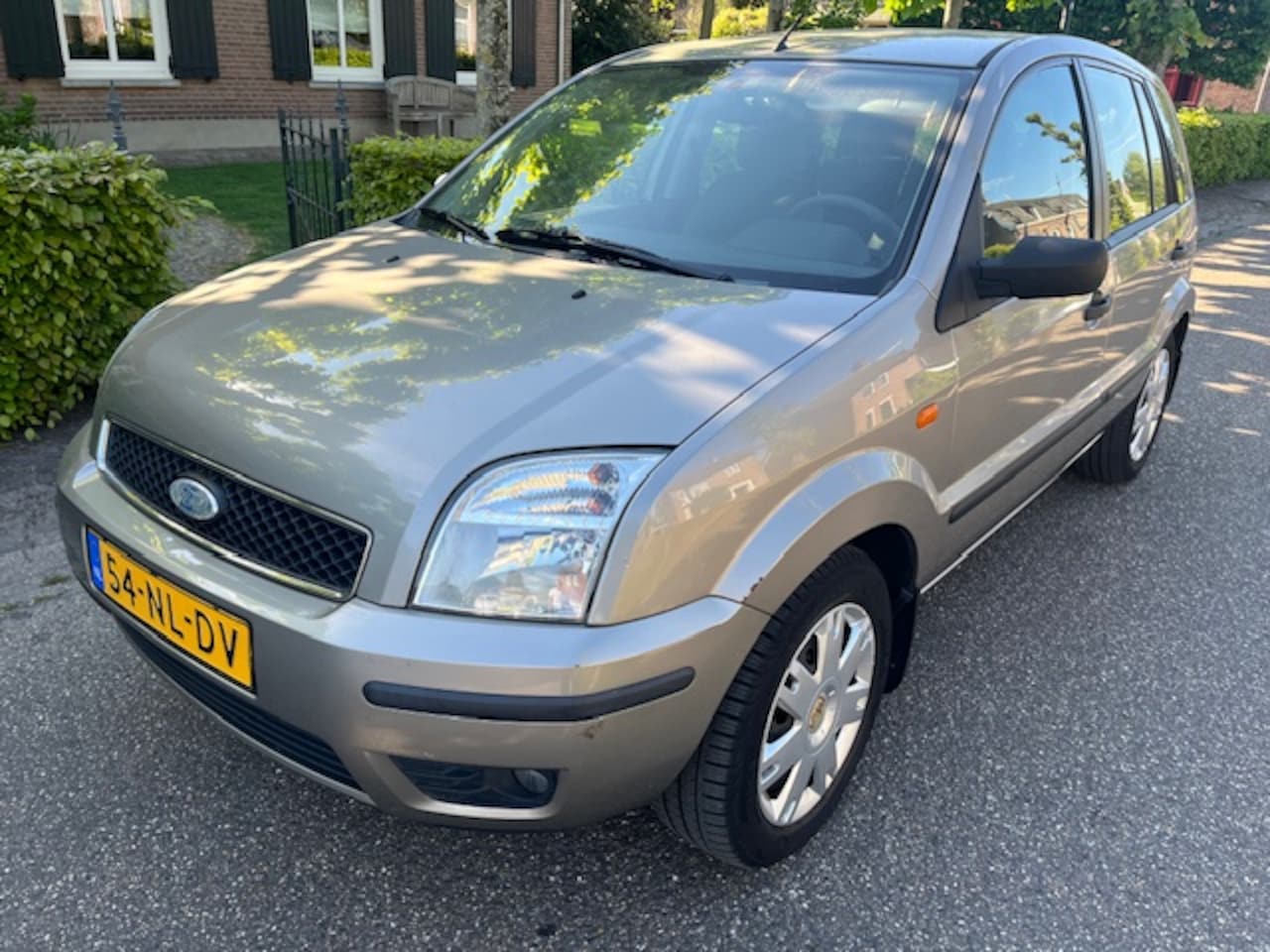 Ford Fusion - 1.4 16V Apk tot 26-11-2025 - AutoWereld.nl