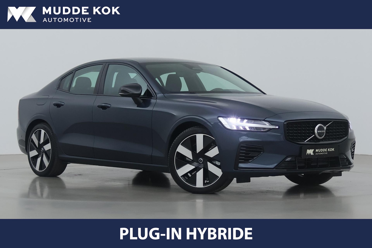 Volvo S60 - T8 Recharge Plus Dark | Long Range | 360° Camera | ACC | harman/kardon | BLIS | Stoel+Stuu - AutoWereld.nl