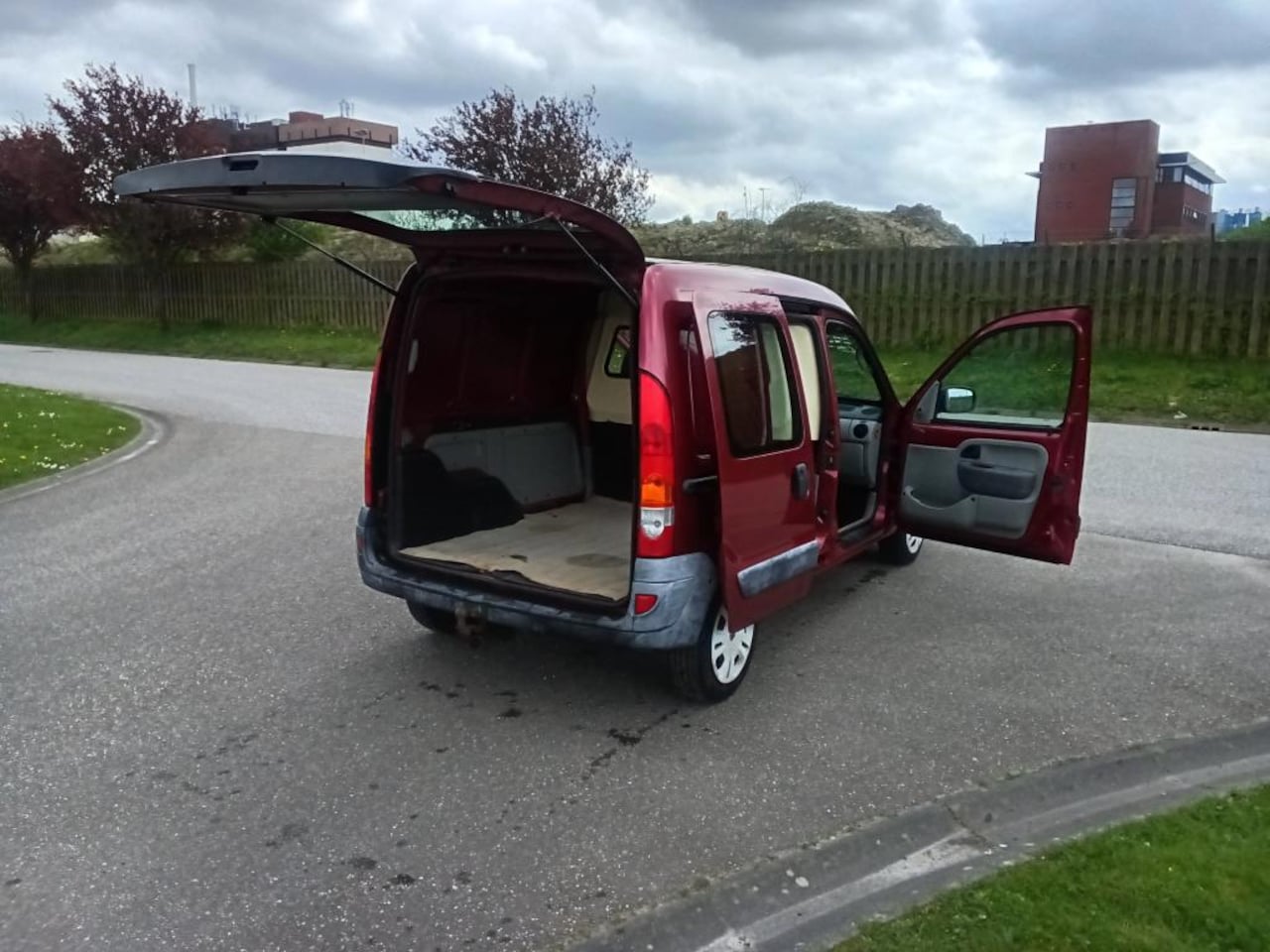 Renault Kangoo Express - 1.5 dCi 80 Grand Confort 1.5 dCi 80 Grand Confort NIEUWE APK