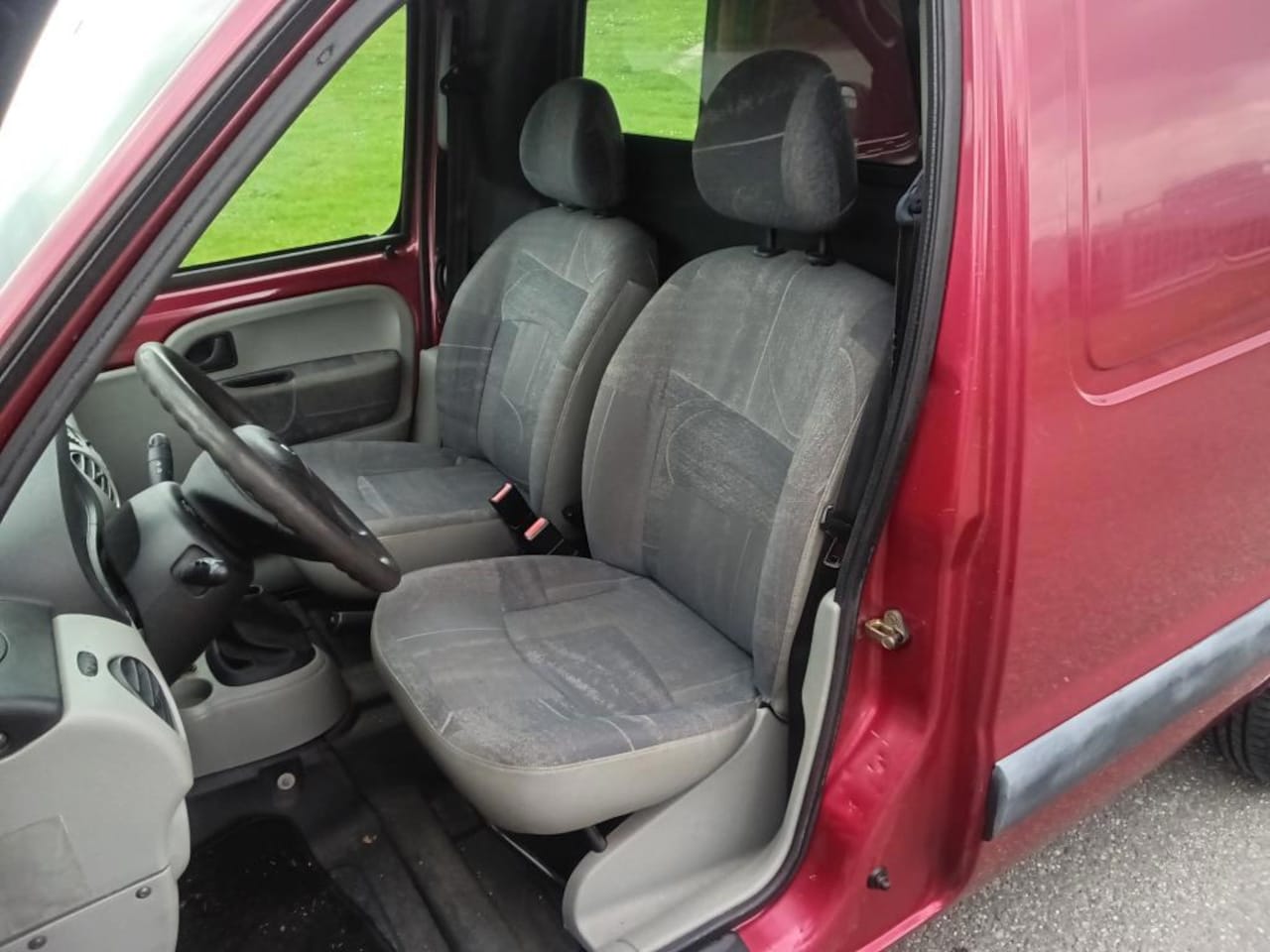 Renault Kangoo Express - 1.5 dCi 80 Grand Confort 1.5 dCi 80 Grand Confort NIEUWE APK