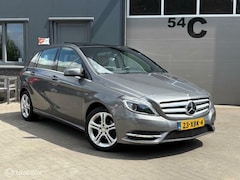 Mercedes-Benz B-klasse - 180 Ambition Automaat Panodak/trekhaak