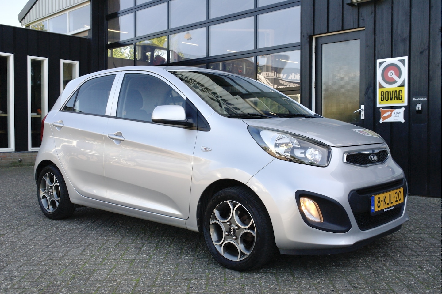 Kia Picanto - 1.0 CVVT ISG Comfort Pack | Airco | 5-Deurs | NL-Auto - AutoWereld.nl