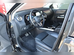 Mercedes-Benz B-klasse - B250e 218PK AUTOMAAT PROGRESSIVE NIGHT Trekhaak | Navi | Memory | Wide Screen | Carplay/An