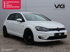 Volkswagen Golf - 1.4 TSI GTE 19 inch Stoelverwarming Clima PDC