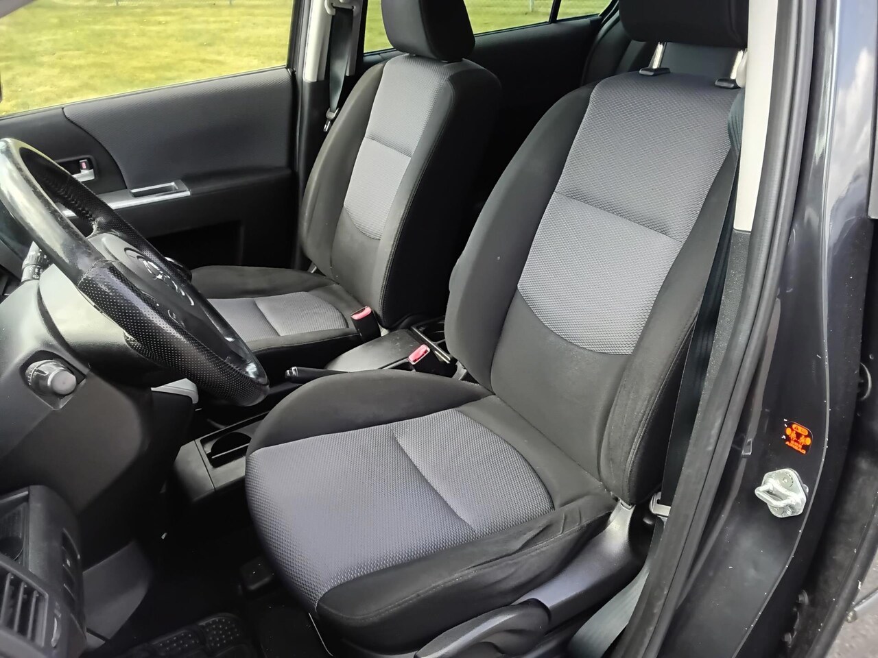 Mazda 5 - 2.0 Active EXPORT