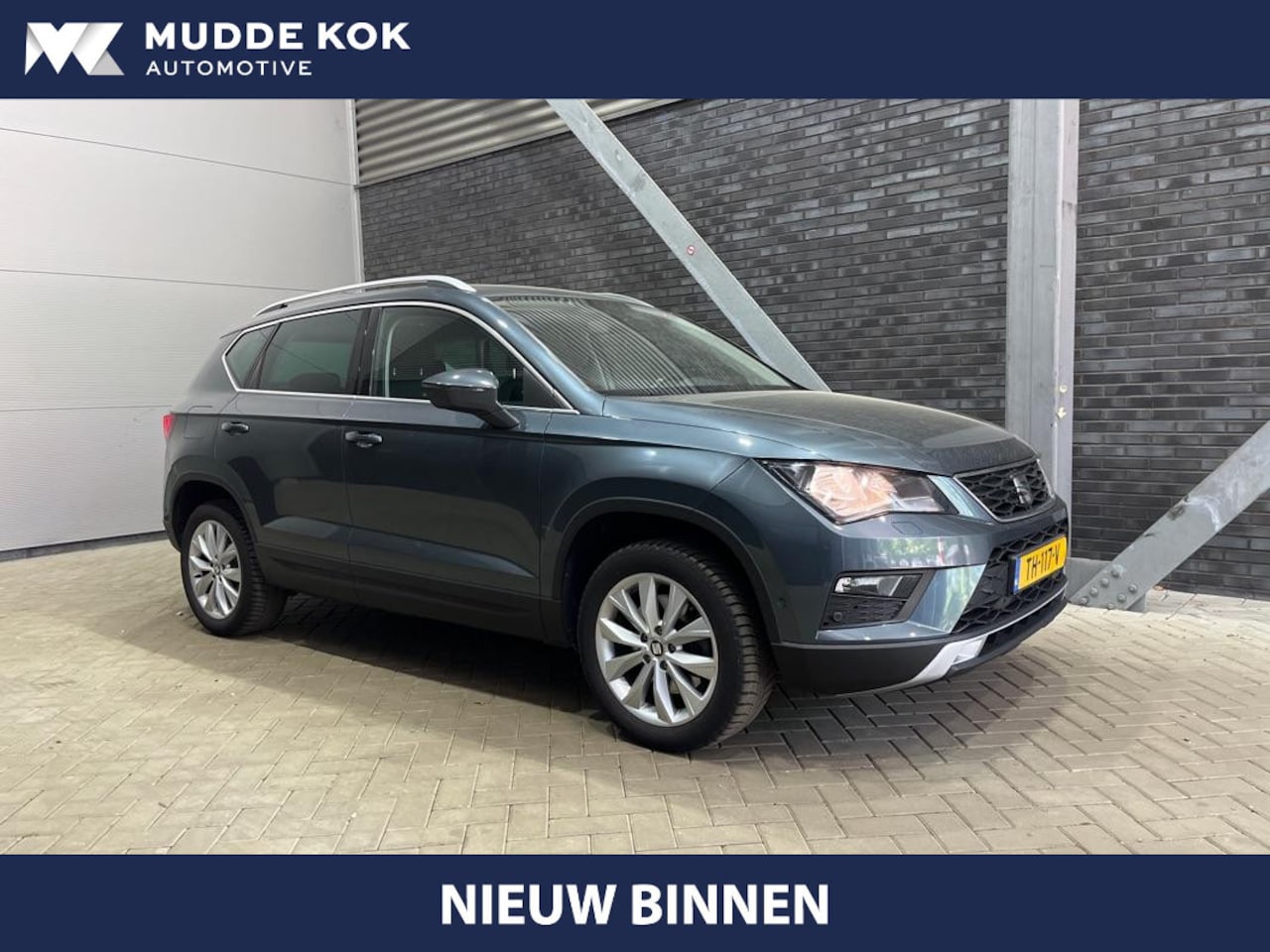 Seat Ateca - 1.0 EcoTSI Style Business Intense | Trekhaak | Stoelverwarming | PDC V+A | Elektrische Ach - AutoWereld.nl