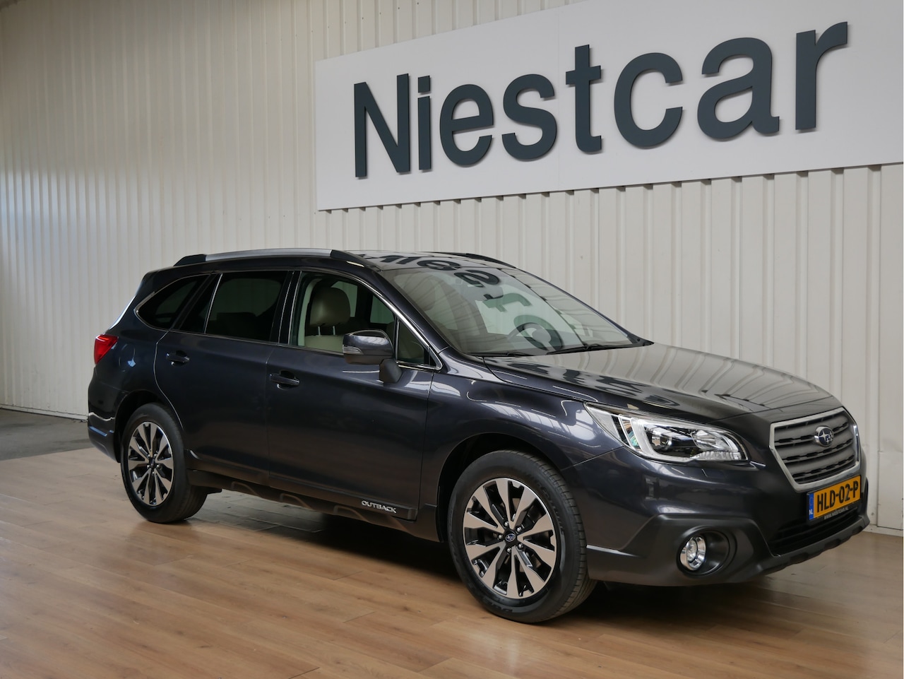 Subaru Outback - 2.5i Premium 2.5i Premium - AutoWereld.nl