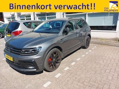 Volkswagen Tiguan - 2.0 TSI 4Motion Highline, BOEKJES, NAP EN ONDERHOUDSHISTORIE