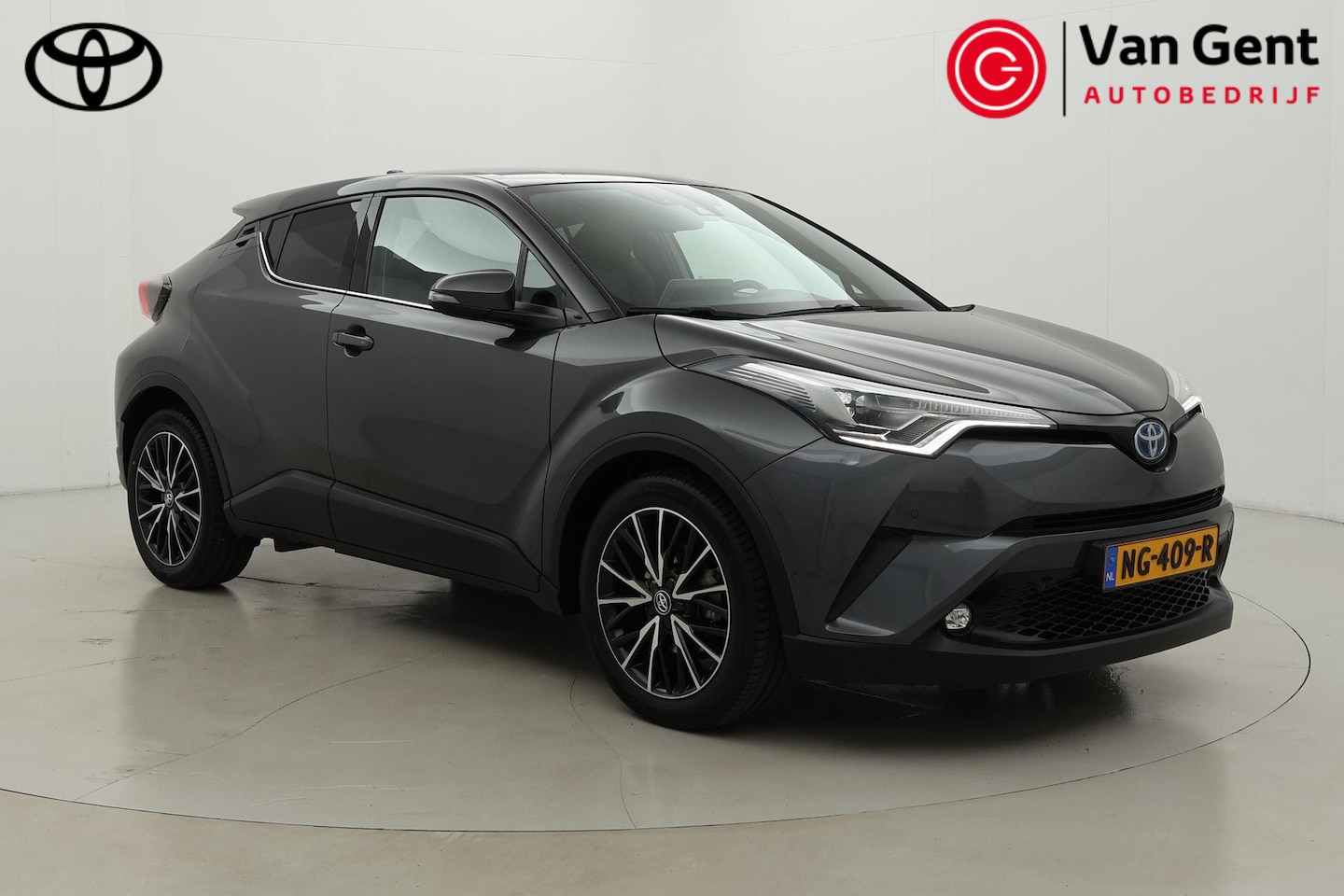Toyota C-HR - 1.8 Hybrid Premium | Volledig dealer onderhouden | Trekhaak | Navigatie | Dodehoek detecti - AutoWereld.nl