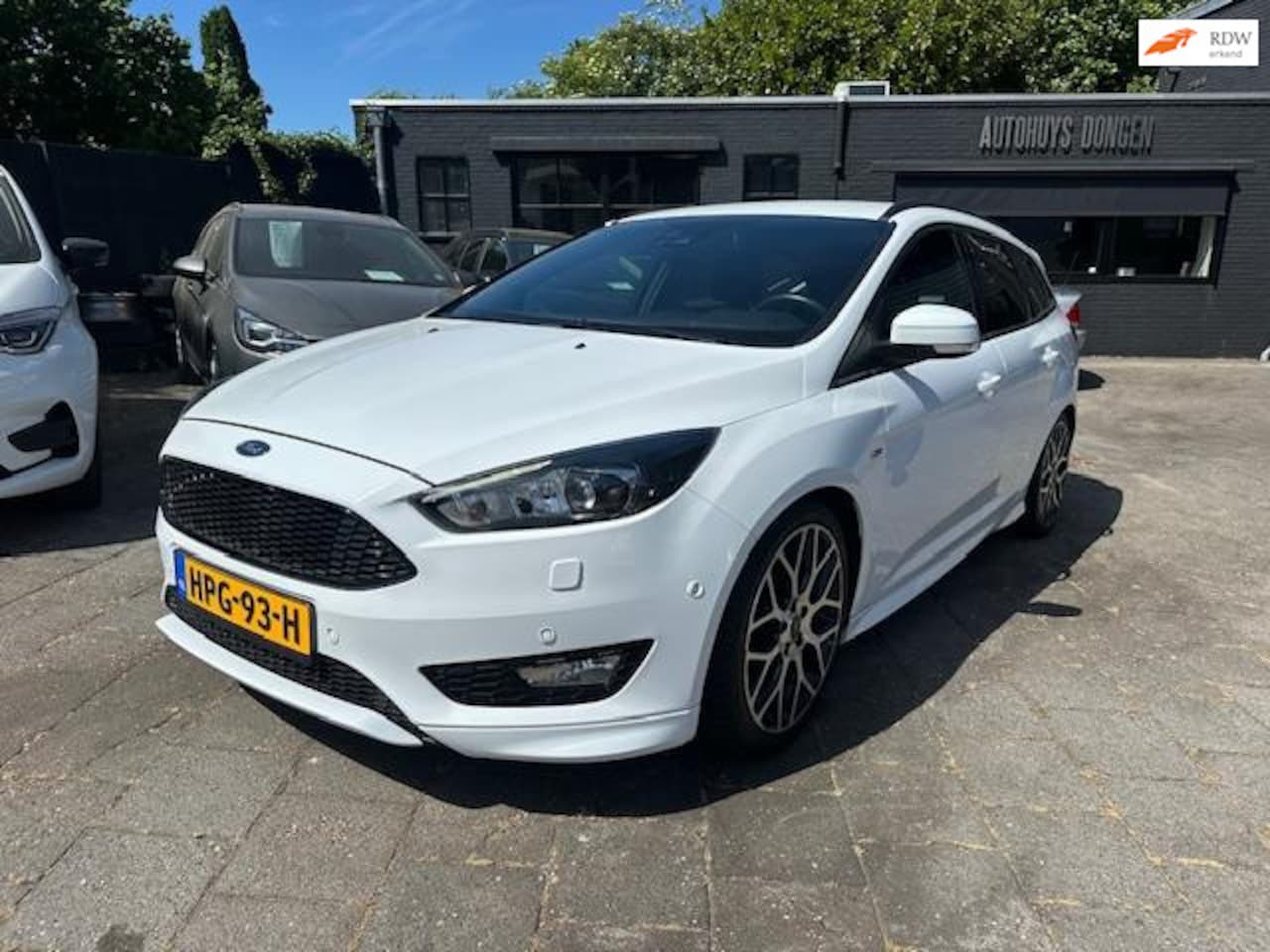 Ford Focus Wagon - 1.5 ST-Line (182pk)! Navigatie! - AutoWereld.nl