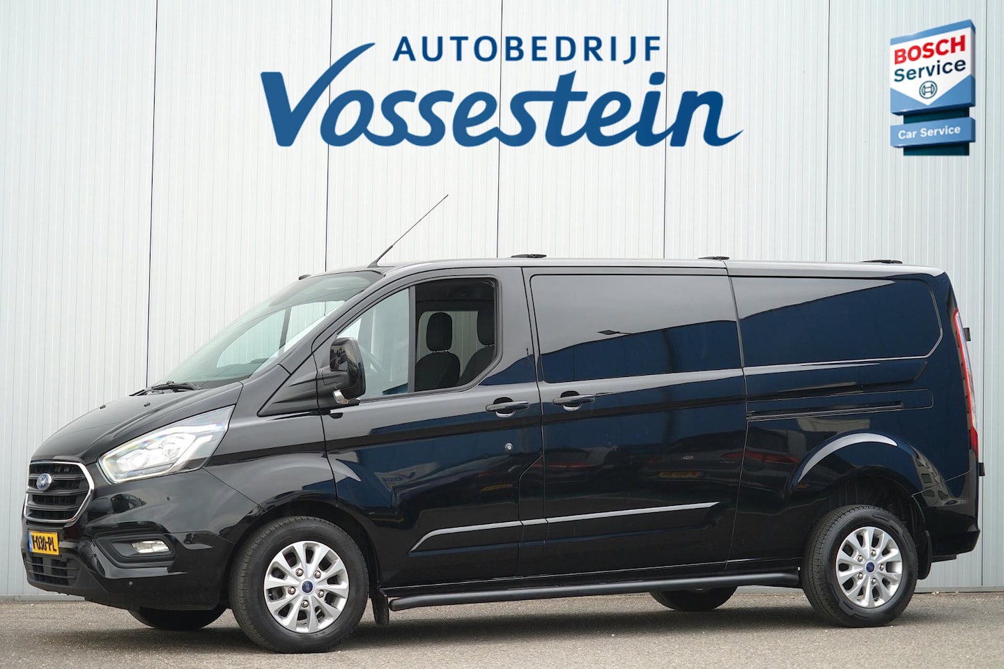 Ford Transit Custom - 300 2.0 TDCI L2H1 Limited DC / NL-Auto / 5 Persoons / EX. BTW / Airco / Cruise - AutoWereld.nl