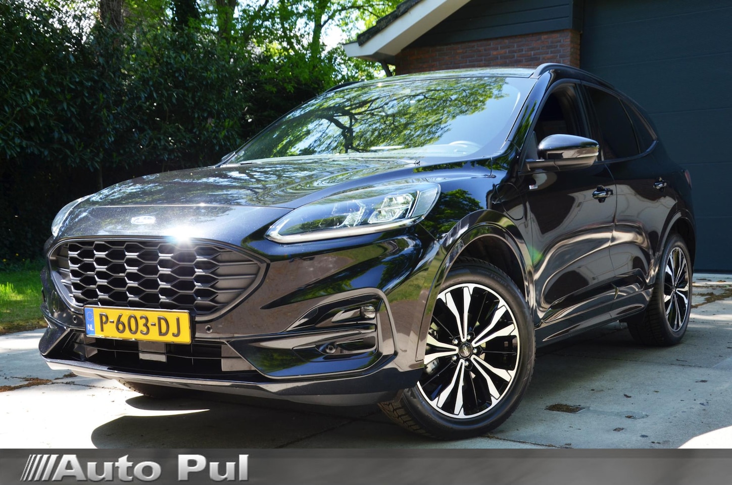 Ford Kuga - 2.5 PHEV ST-Line Automaat/Navi/Led/Pdc/Ecc/Digital Cockpit/Achteruitrijcamera/Trekhaak-Weg - AutoWereld.nl