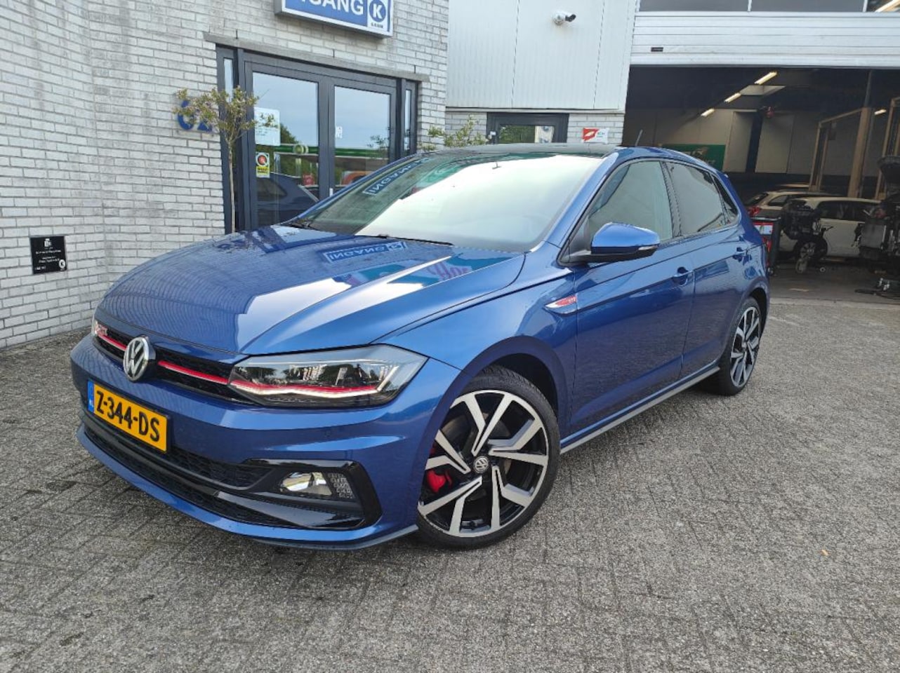 Volkswagen Polo - GTI 2.0 TSI | DSG | Pano | Virtual dash | ACC | - AutoWereld.nl