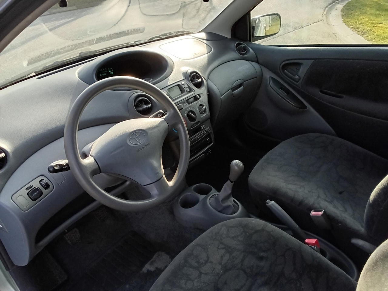 Toyota Yaris - 1.0-16V VVT-i Sol 1.0-16V VVT-i Sol