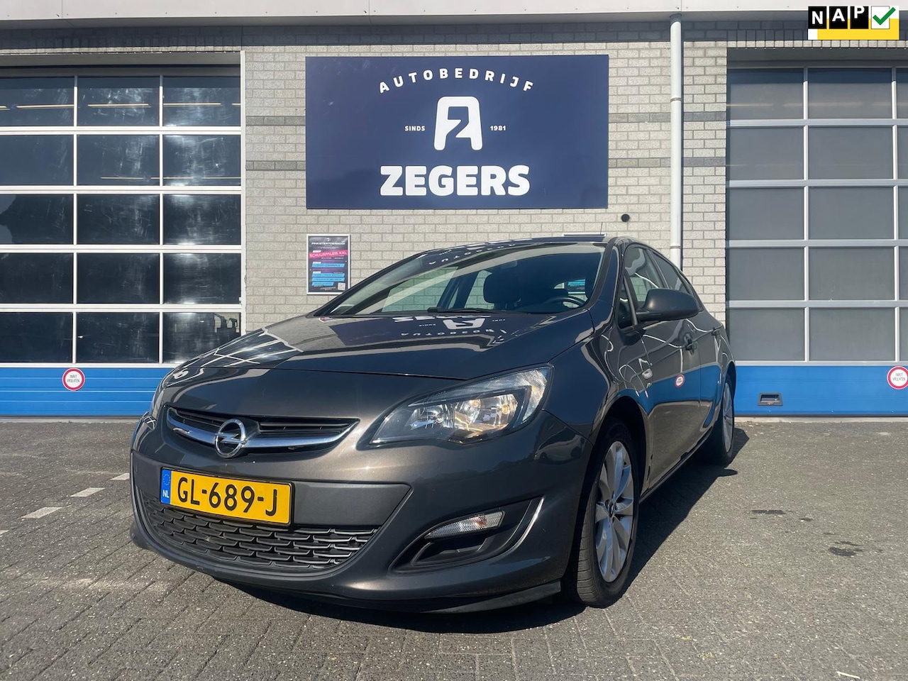 Opel Astra - 1.4 Turbo LPG Cosmo PRIJS INCL 12 MAANDEN BOVAG GARANTIE - AutoWereld.nl