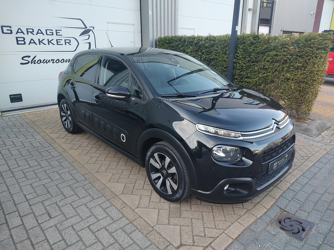 Citroën C3 - 1.2 PureTech S&S Shine 1.2 PureTech S&S Shine - AutoWereld.nl