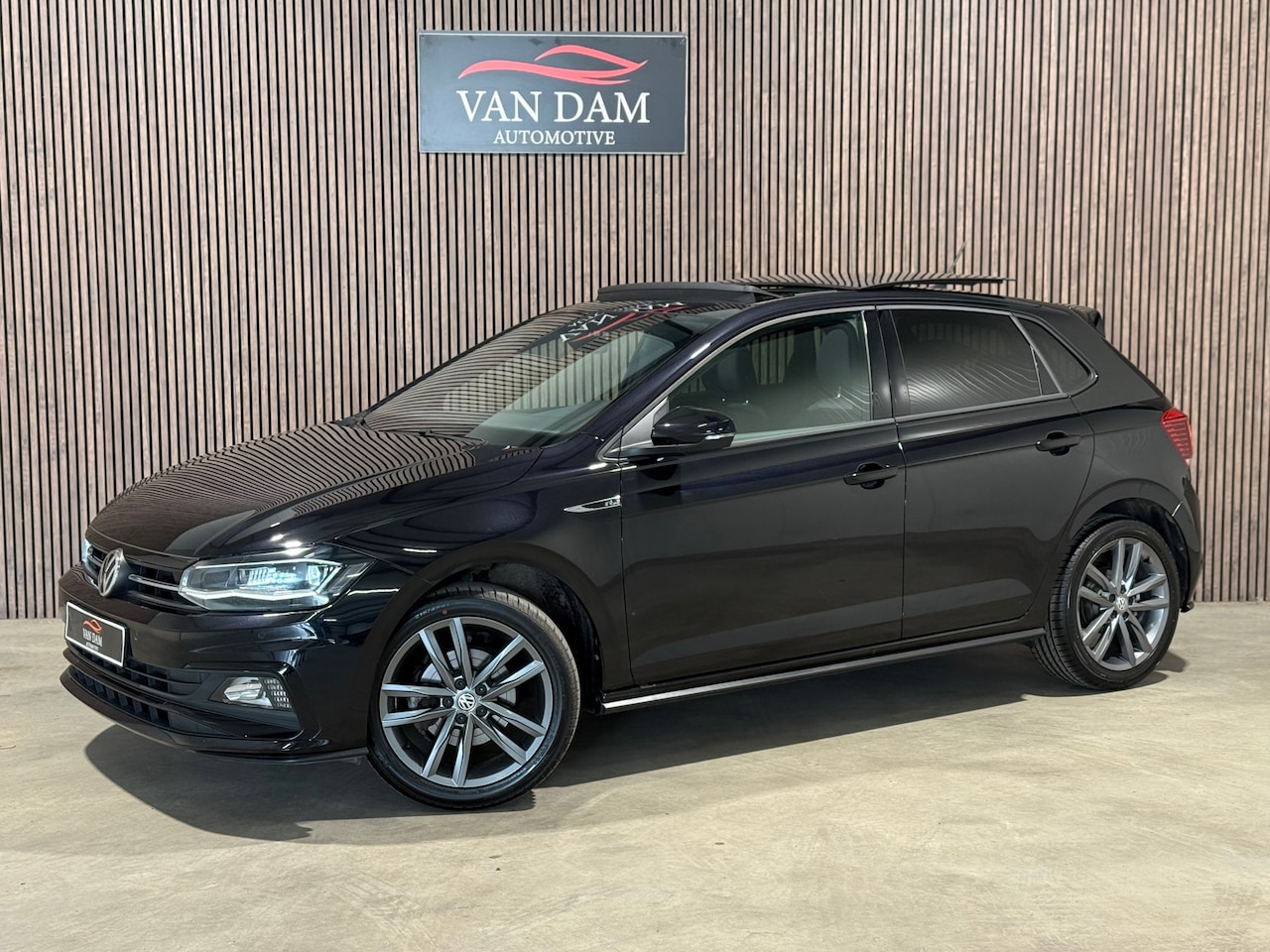 Volkswagen Polo - 1.5 TSI R-line 2020 DSG PANO LED NAVI CLIMA - AutoWereld.nl