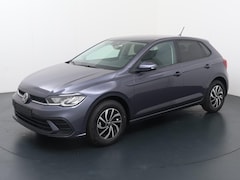 Volkswagen Polo - Life Edition 1.0 70 kW / 95 pk TSI Hatchback 5 ver sn. Hand | Parkeersensoren voor & achte
