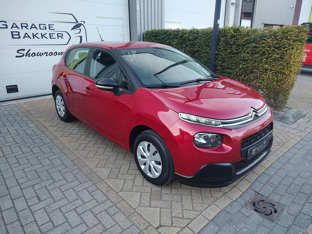 Citroën C3 - 1.2 PureTech Business Trekhaak Navi-Carplay Cruise-Control Airco Stoelverwarming - AutoWereld.nl