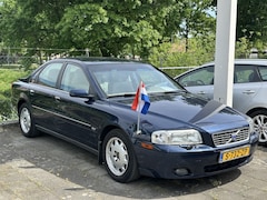 Volvo S80 - 2.5T Elite Leder Ecc Pdc 210PK APK 05-2026