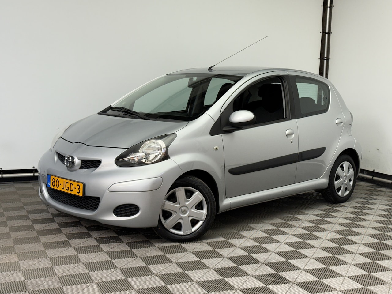 Toyota Aygo - 1.0-12V Comfort 5-drs Airco Elek. Pakket NL Auto - AutoWereld.nl