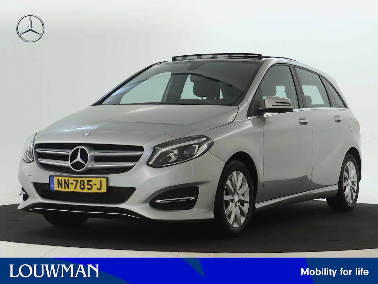Mercedes-Benz B-klasse - 180 Ambition | Panoramadak | Memory Stoel | Climate Control | Navigatie | Camera | Parkeer - AutoWereld.nl