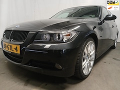 BMW 3-serie - 318i SCHADEAUTO