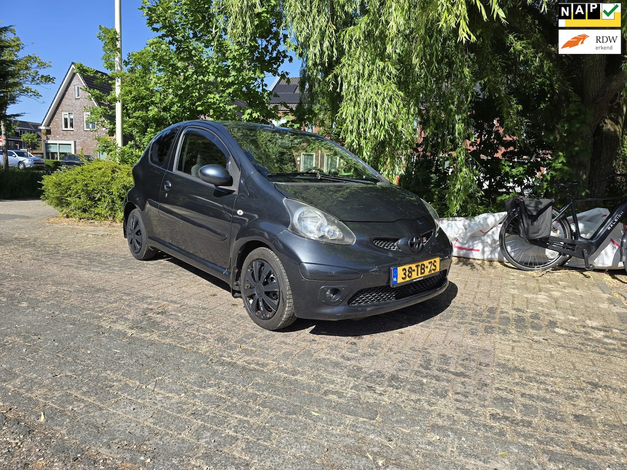 Toyota Aygo - 1.0-12V Sport AUTOMAAT - AutoWereld.nl