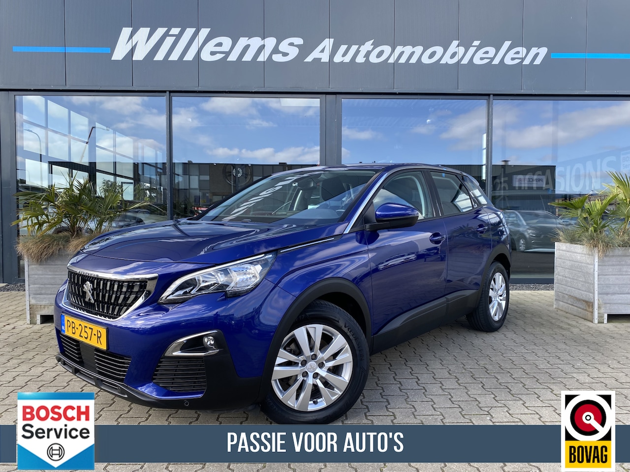 Peugeot 3008 - 1.2 PureTech Blue Lease Executive App Connect , Navigatie, virtual Cockpit - AutoWereld.nl