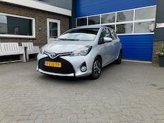 Toyota Yaris - 1.5 Hybrid Lease