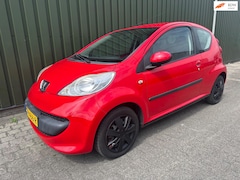 Peugeot 107 - 1.0-12V XR Nieuwe APK