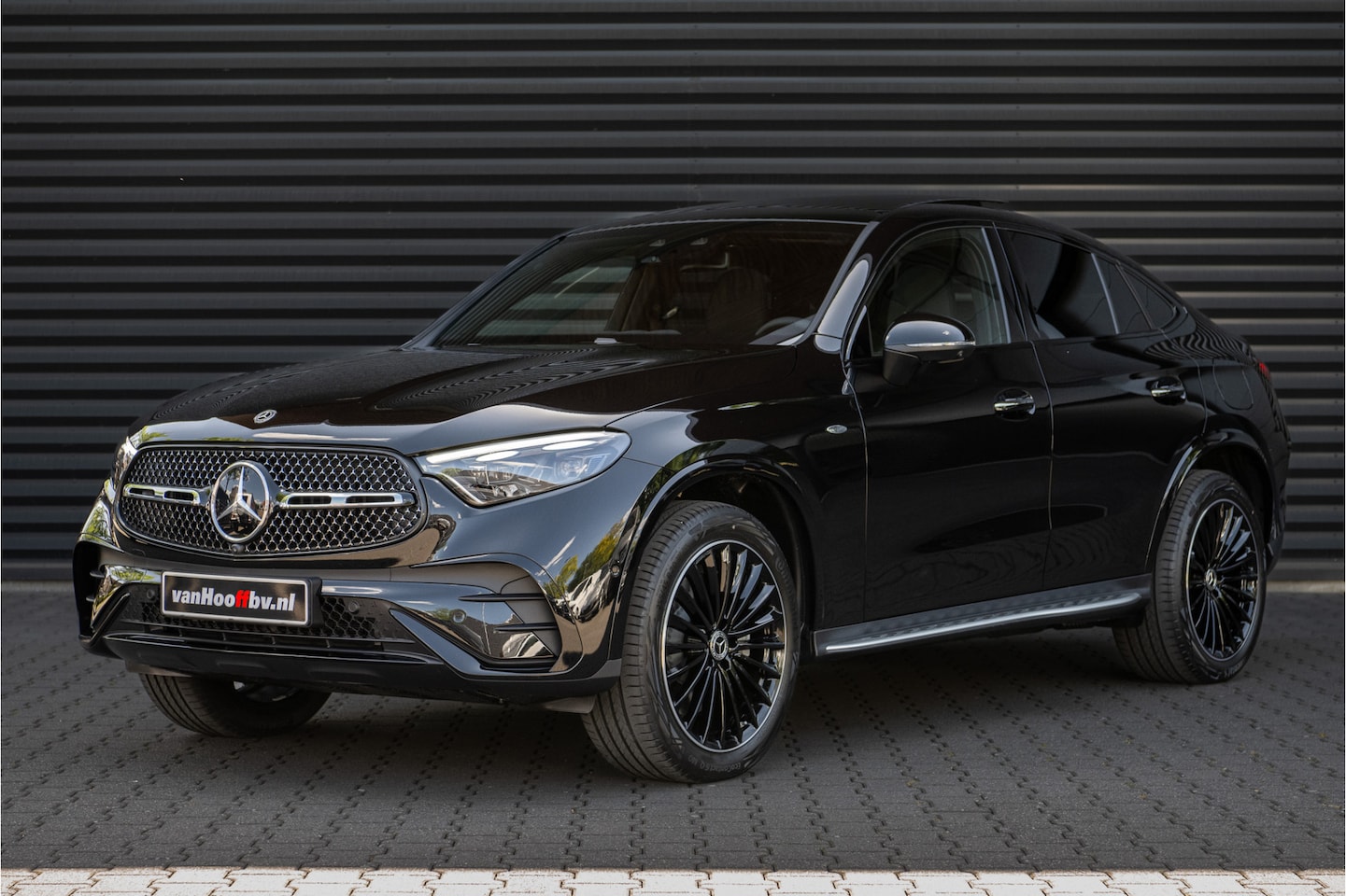 Mercedes-Benz GLC-klasse Coupé - 300de 4MATIC AMG Line 300de 4MATIC AMG Line - AutoWereld.nl