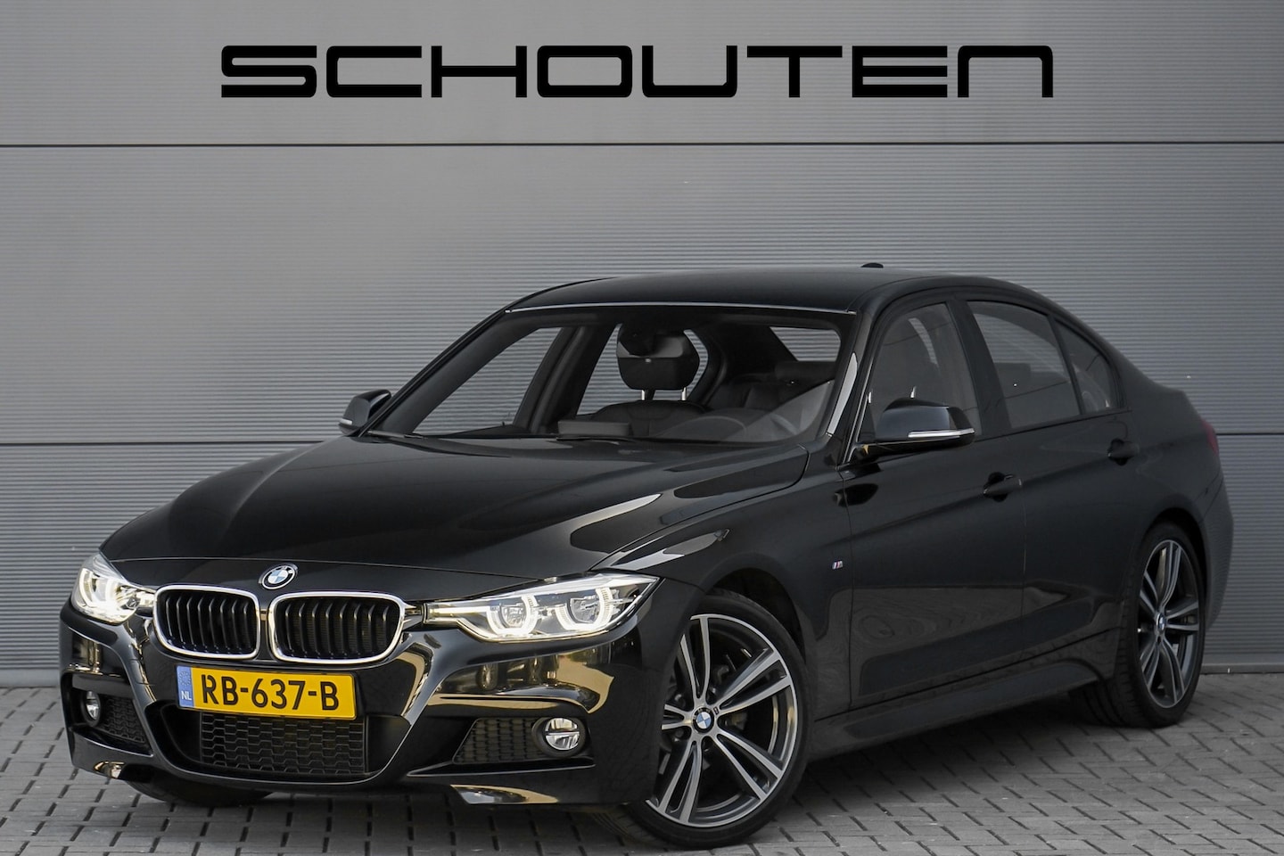 BMW 3-serie - 320i High Ex Shadow M-Sport Leder LED 19" - AutoWereld.nl