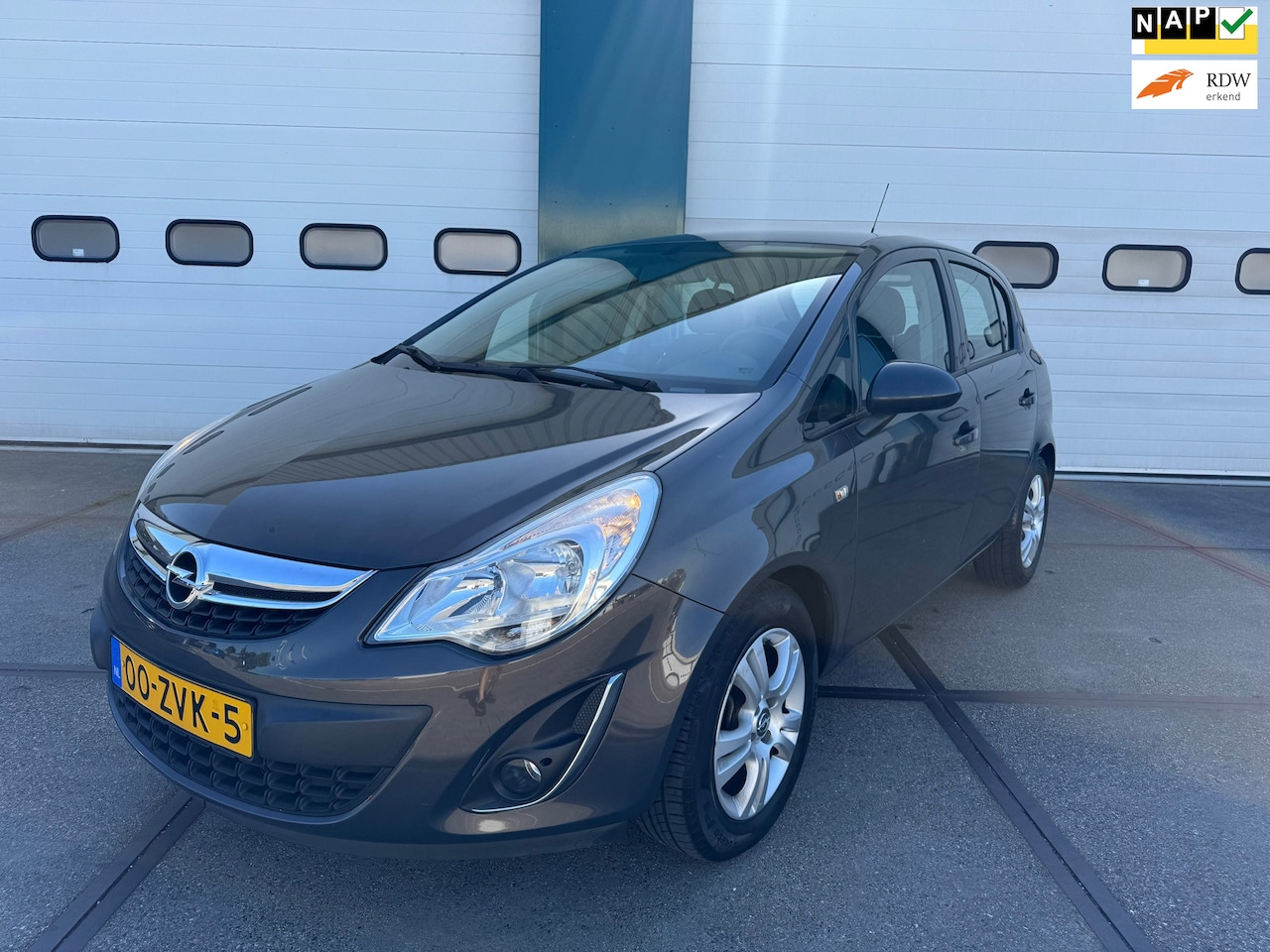 Opel Corsa - 1.2-16V Design Edition Automaat ! - AutoWereld.nl