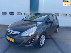 Opel Corsa - 1.2-16V Design Edition Automaat