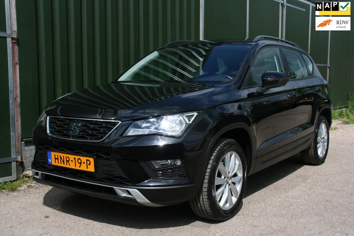 Seat Ateca - 1.0 EcoTSI Style Business Intense, AIRCO, NAVIGATIE, CAMERA, STOELVERWARMING - AutoWereld.nl