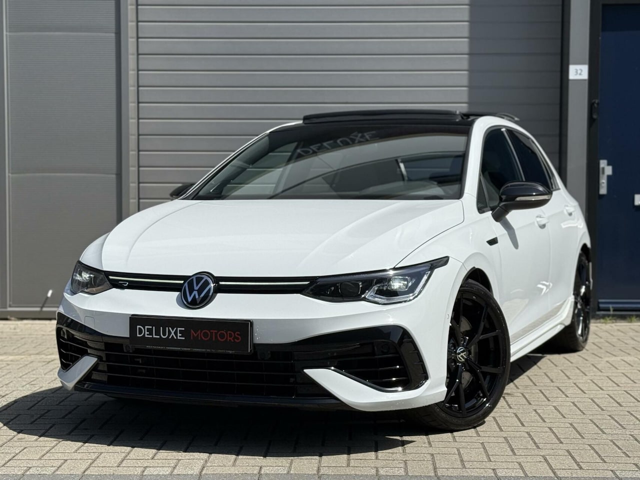 Volkswagen Golf - 2.0 TSI R 4Motion Performance Akra|Pano|Cam - AutoWereld.nl