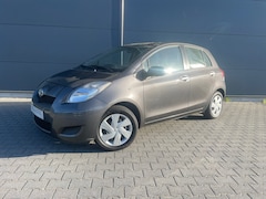 Toyota Yaris - 1.0 VVTi Cool bouwjaar 2011 ( nw apk )