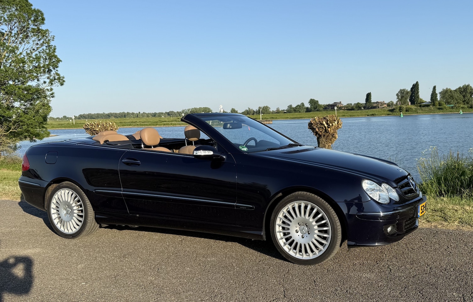 Mercedes-Benz CLK-klasse Cabrio - 200 K. Avantgarde WEINIG KM'S NL auto, uitzonderlijke kleur combi, geen schade, YOUNGTIMER - AutoWereld.nl