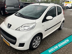 Peugeot 107 - 1.0-12V Automaat 5-deurs 111.000km. Airco Zuinig A-Label